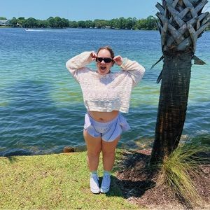 Meet your Posher, Madeleine